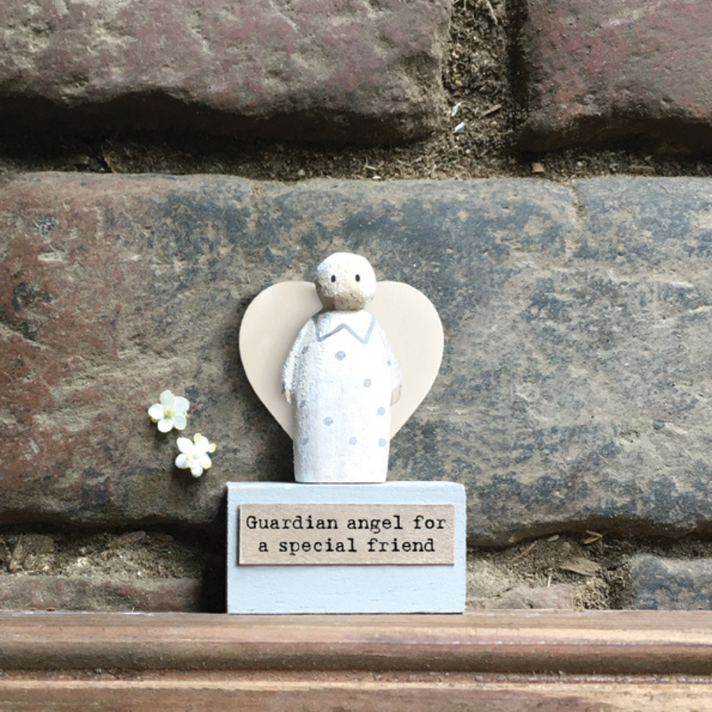 Small Wooden Scene Angel - Special Angel