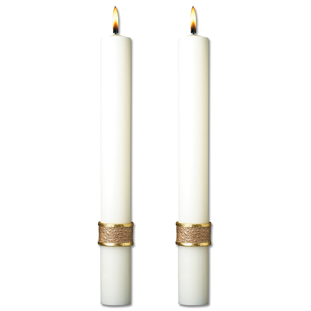 Evangelium Complementing Altar Candles